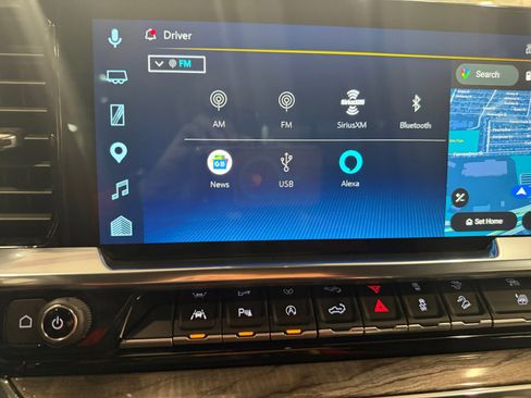 Used 2025 Chevrolet Silverado 1500 LTZ AWD/4WD image 18