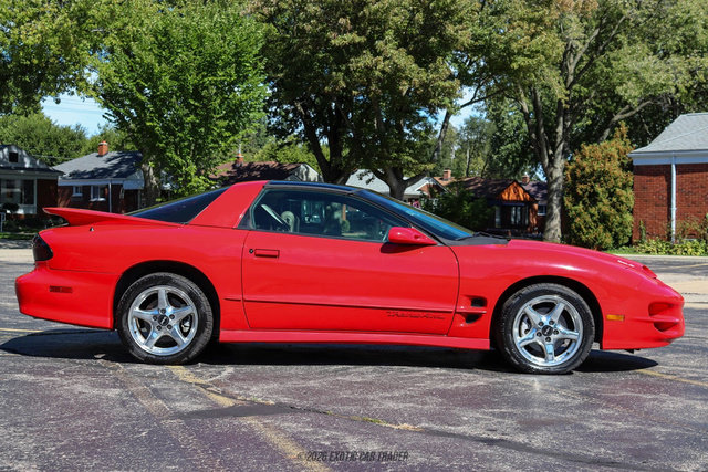 Used 1999 Pontiac Firebird Formula RWD image 17