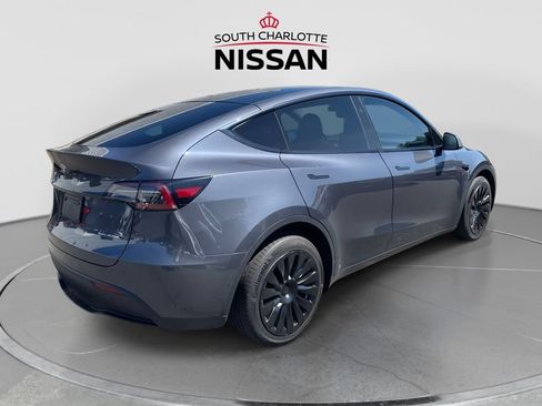 Used 2023 Tesla Model Y Long Range AWD/4WD image 6