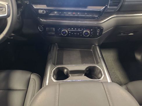 Used 2024 Chevrolet Silverado 2500 LTZ w/ LTZ Plus Package image 11