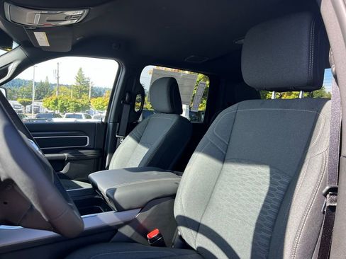 New 2026 RAM 3500 Big Horn AWD/4WD image 13