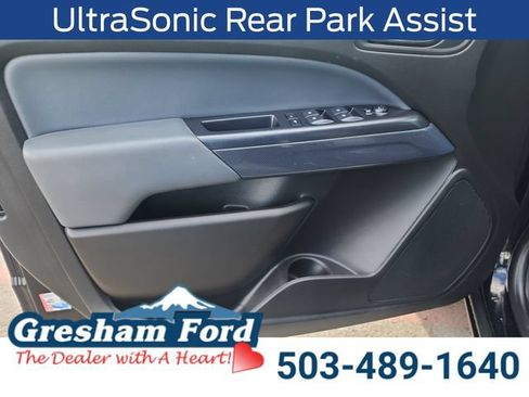 Used 2021 Chevrolet Colorado Z71 AWD/4WD image 12