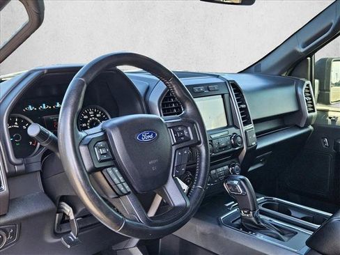 Used 2018 Ford F150 XLT w/ Equipment Group 302A Luxury AWD/4WD image 11