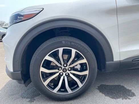Used 2021 Ford Explorer ST w/ Equipment Group 401A AWD/4WD image 32