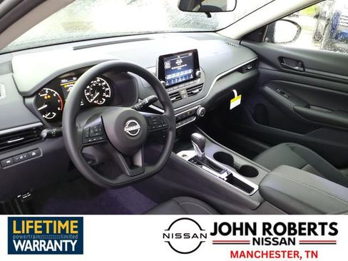New 2025 Nissan Altima 2.5 S image 4