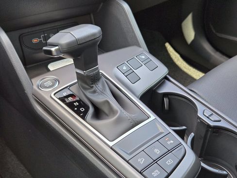 New 2026 Kia Sportage EX FWD image 16