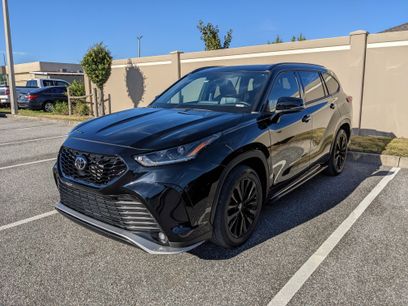 Used 2023 Toyota Highlander XSE