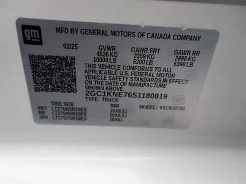 Used 2025 Chevrolet Silverado 2500 LT w/ All Star Edition image 32