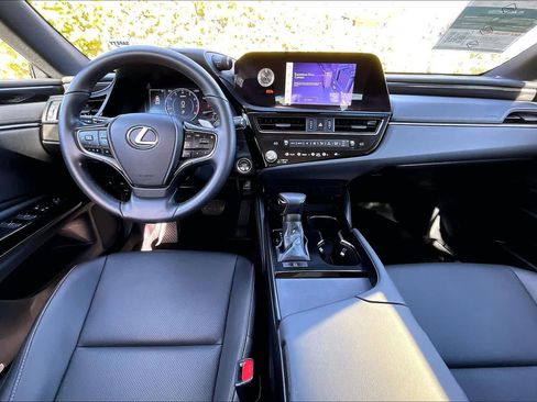 Used 2025 Lexus ES 350 image 14