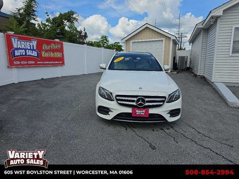 Used 2017 Mercedes-Benz E 400 4MATIC Wagon image 1