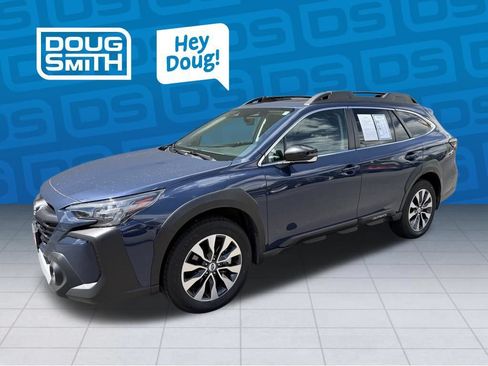 Used 2025 Subaru Outback Limited AWD/4WD image 1