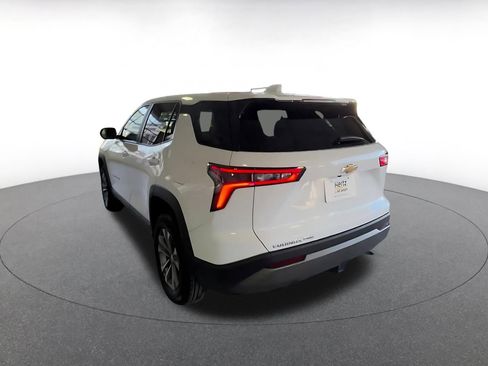 Used 2025 Chevrolet Equinox LT image 11