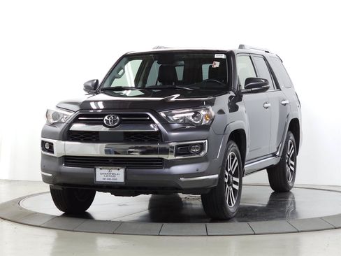 Used 2023 Toyota 4Runner Limited AWD/4WD image 4