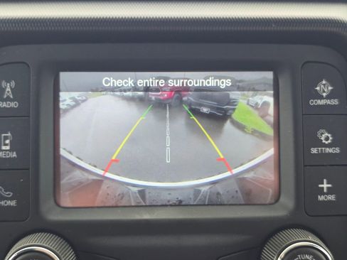 Used 2019 Jeep Wrangler Sport image 27