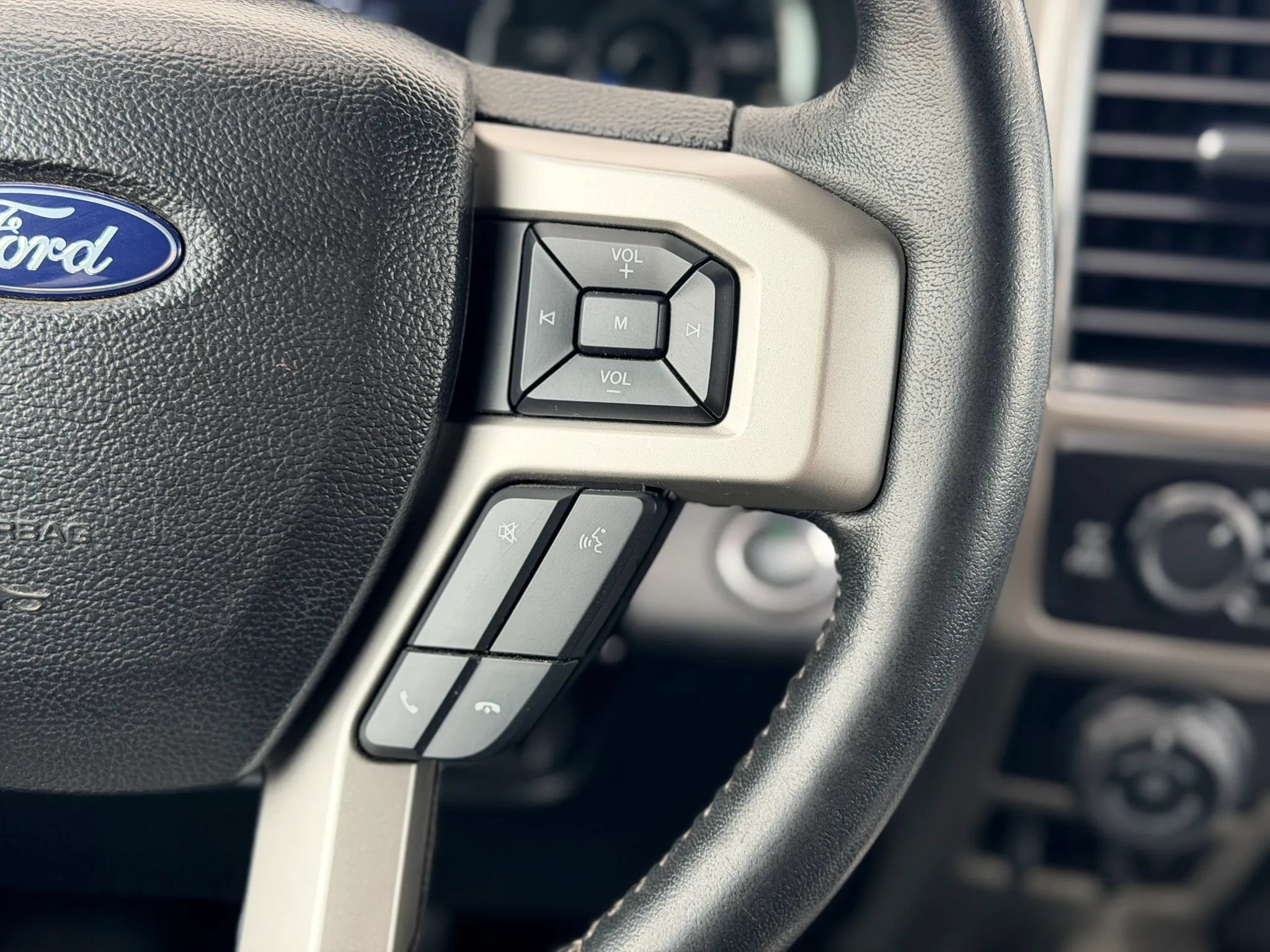 Used 2017 Ford F150 Lariat AWD/4WD image 20