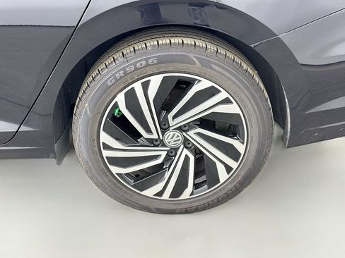 Used 2021 Volkswagen Jetta SEL Premium image 45