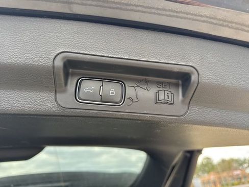 Used 2023 Ford Explorer ST w/ Equipment Group 401A image 15