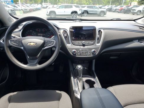 Certified 2019 Chevrolet Malibu LT FWD image 23