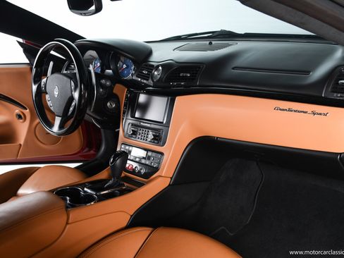 Used 2014 Maserati GranTurismo MC RWD image 23