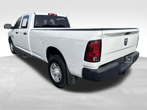 Used 2018 RAM 3500 Tradesman image 5