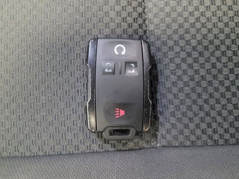 Used 2018 GMC Sierra 1500 SLE w/ SLE Value Package image 32