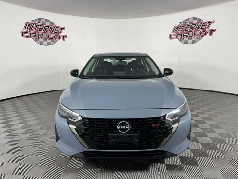 Used 2025 Nissan Sentra SR image 2