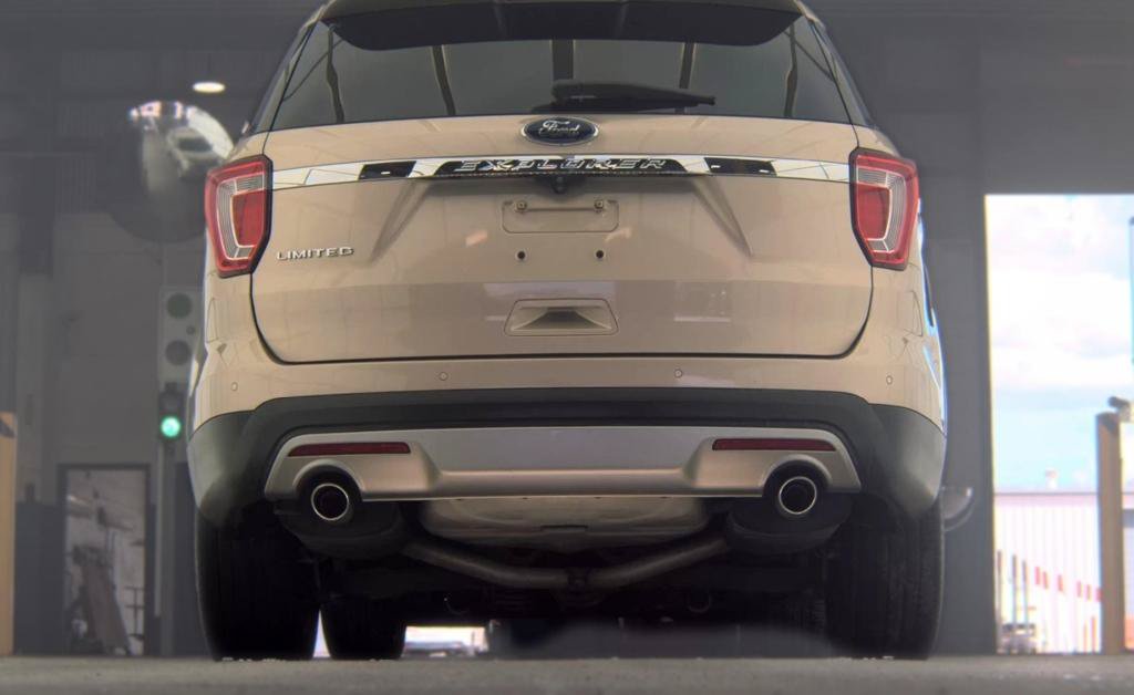 Used 2017 Ford Explorer Limited FWD image 7