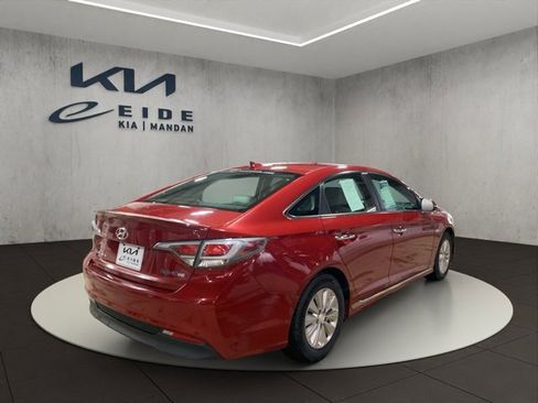 Used 2016 Hyundai Sonata SE image 7