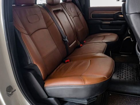 Used 2019 RAM 3500 Limited image 32