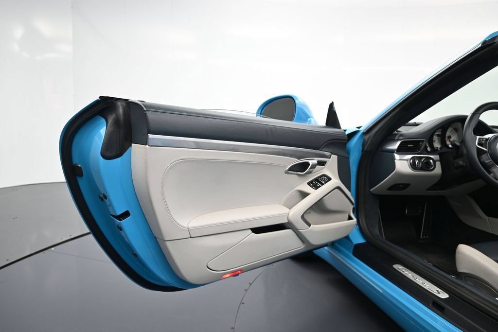 Certified 2019 Porsche 911 Carrera S RWD image 13