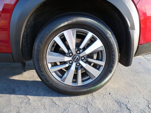 Used 2023 Nissan Pathfinder SL w/ Lighting Package (N92) image 12