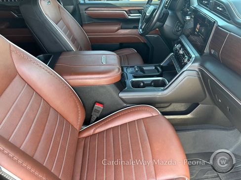 Used 2024 GMC Sierra 2500 Denali Ultimate AWD/4WD image 14