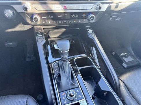 Used 2025 Kia Telluride S image 20