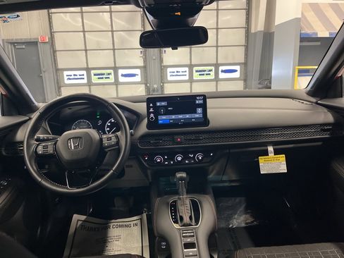 Used 2026 Honda HR-V Sport image 28