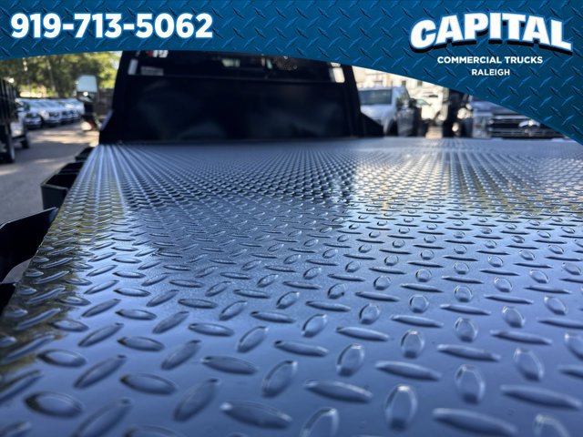New 2026 Ford F550 4x4 Crew Cab image 18