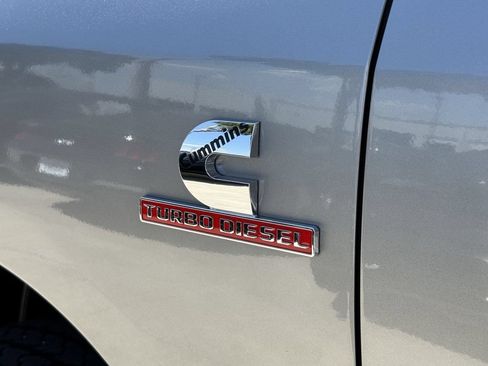 Used 2024 RAM 2500 Laramie w/ Safety Group AWD/4WD image 9