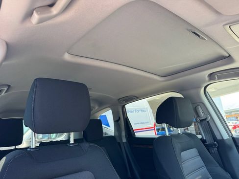 Used 2022 Honda CR-V EX image 2