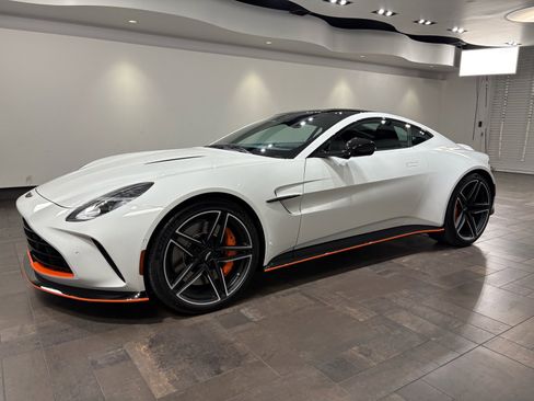 New 2026 Aston Martin V8 Vantage Coupe image 24