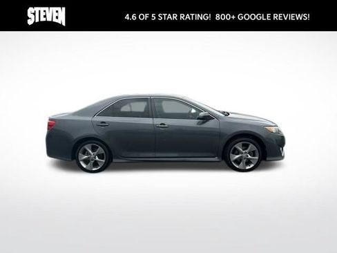 Used 2012 Toyota Camry SE w/ Leather Pkg FWD image 6