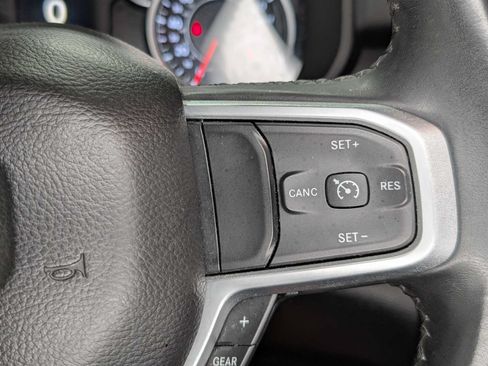 Used 2019 RAM 1500 Big Horn AWD/4WD image 37