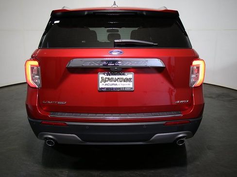 Used 2023 Ford Explorer Limited image 10