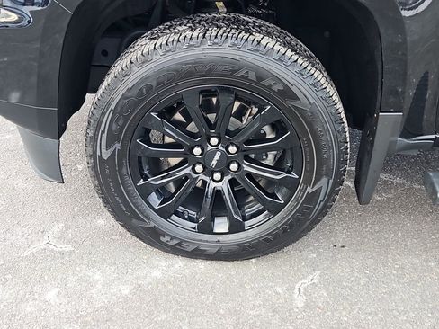 Used 2022 GMC Canyon Elevation w/ Elevation Premium Package image 7