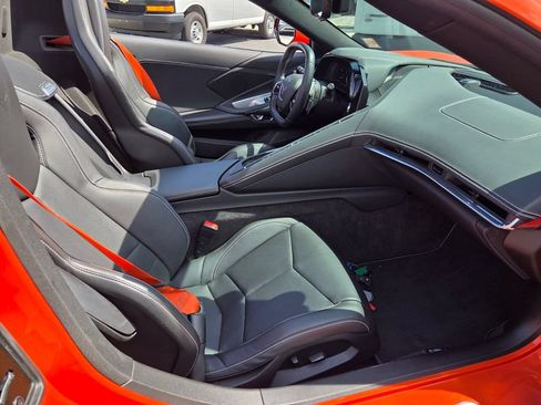 Used 2020 Chevrolet Corvette Stingray Convertible w/ Battery Protection Package RWD image 14