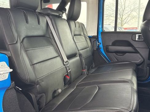 Used 2023 Jeep Wrangler Unlimited Sahara w/ Cold Weather Group image 24