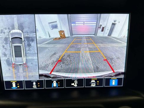 Used 2023 GMC Terrain AT4 w/ Infotainment Package II AWD/4WD image 31
