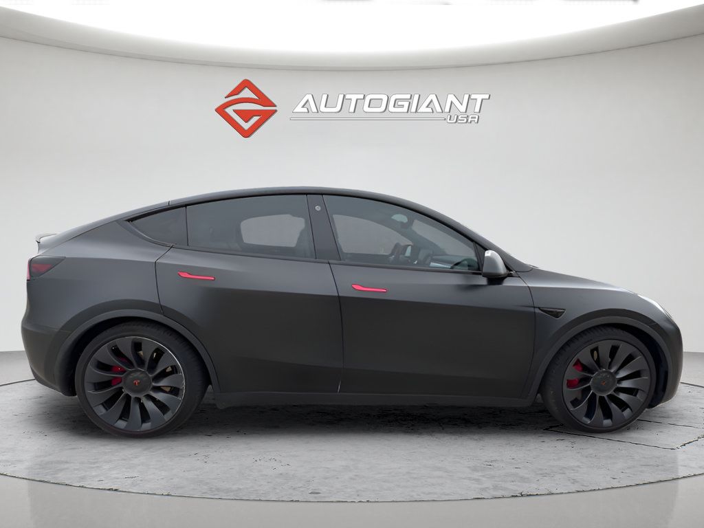 Used 2021 Tesla Model Y Performance AWD/4WD image 3