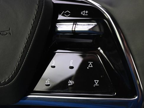 Certified 2025 Cadillac Escalade IQ Sport 2 image 37