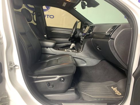 Used 2020 Jeep Grand Cherokee High Altitude RWD image 39