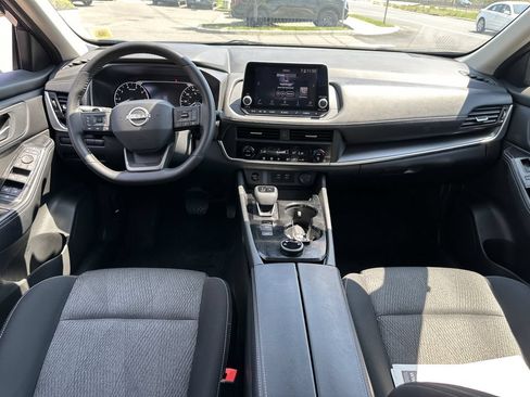 Certified 2025 Nissan Rogue SV AWD/4WD image 14