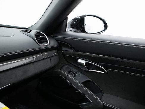 New 2025 Porsche 718 Boxster GTS image 24